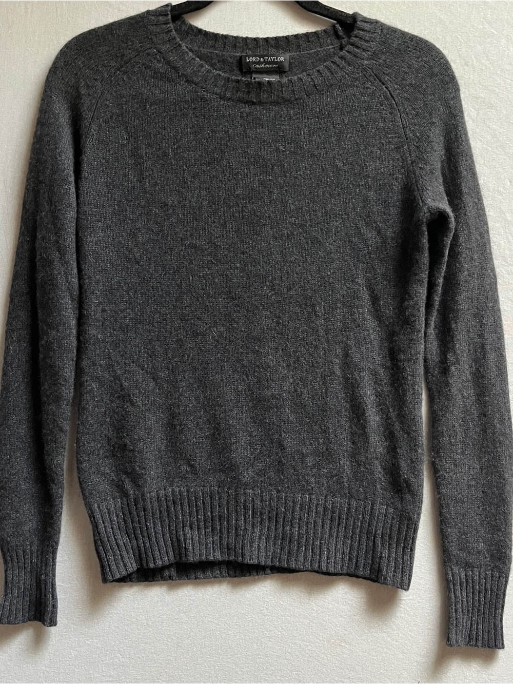 Lord and Taylor 100% Cashmere Crewneck Knit Sweater S